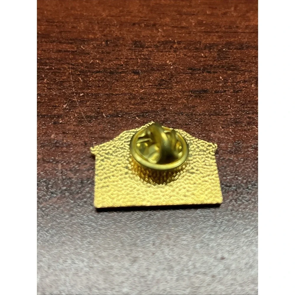 1994 Pacific‎ National Exhibition Carousel Vancouver Canada Lapel Hat Pin